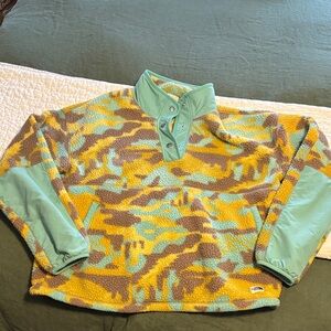 The North Face Yellow and Green Patterned Sweater